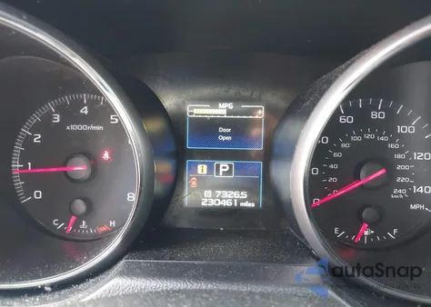 2018 Subaru Legacy 2.5I из США, поврежденный, VIN 4S3BNAA63J3041788